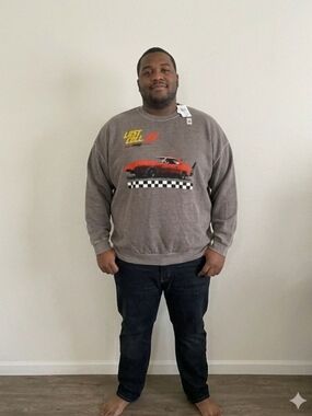 Dodge Vintage-Inspired Gray Car Graphic Crewneck Sweatshirt. Size 2XL